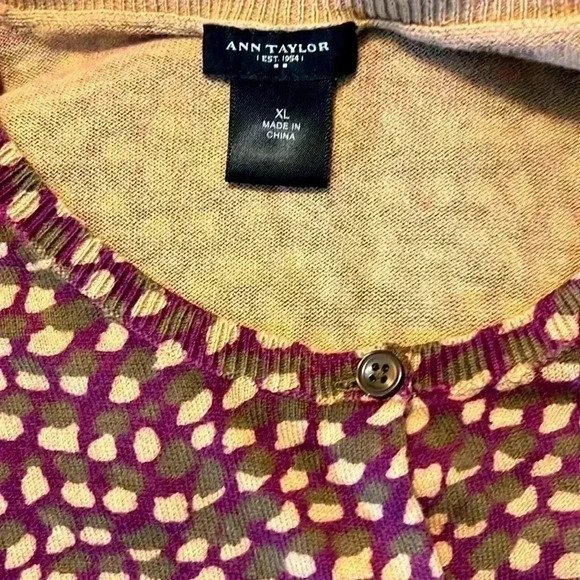 Ann Taylor Button Down Sweater Size XL - Picture 1 of 7